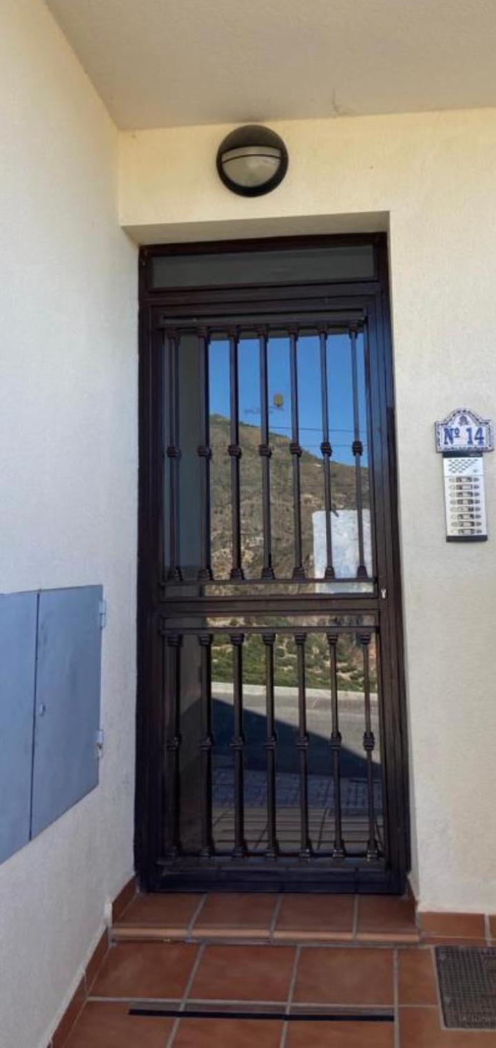 Casa Luna Lentegi Luaran gambar